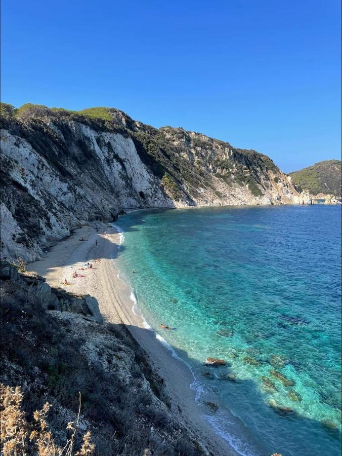 포르토페라이오 Mare Fuori 아파트 외부 사진